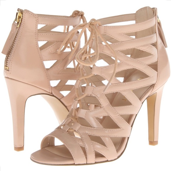 Nine West Shoes - Nine West Cream/Beige Heels